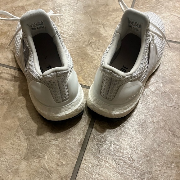 Women’s Adidas Ultraboost 1.0 DNA Shoes Size 9 White - Picture 6 of 7